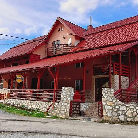 Cabana Daianna si Jessica Poiana Vadului Exterior foto
